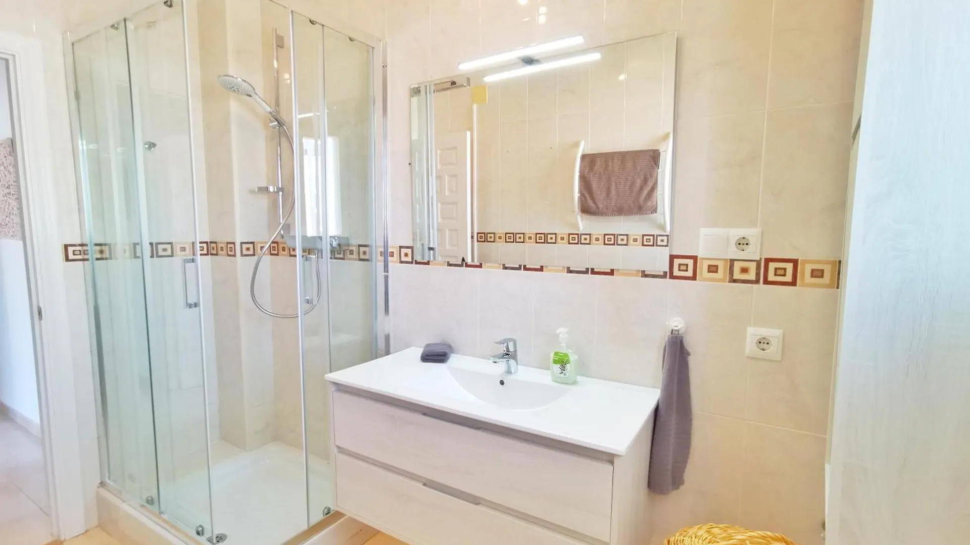 Carabeo Seaview Apartment Rocamar Nerja 0*,  Spain